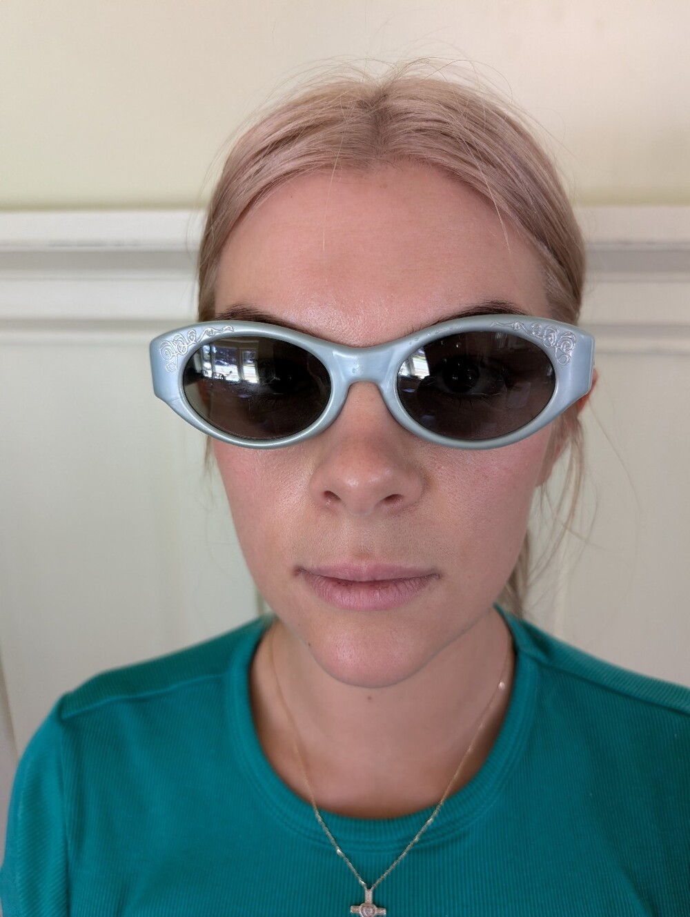 Vintage Sunglasses 1960s Light Mint Blue Oval Plastic Sunglasses Polaroid - Picture 7 of 7